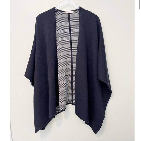 Tory Burch navy reversible poncho/ cape - Picture 3 of 6